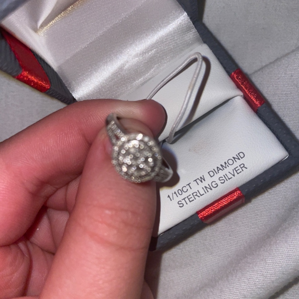ring - Picture 2 of 2
